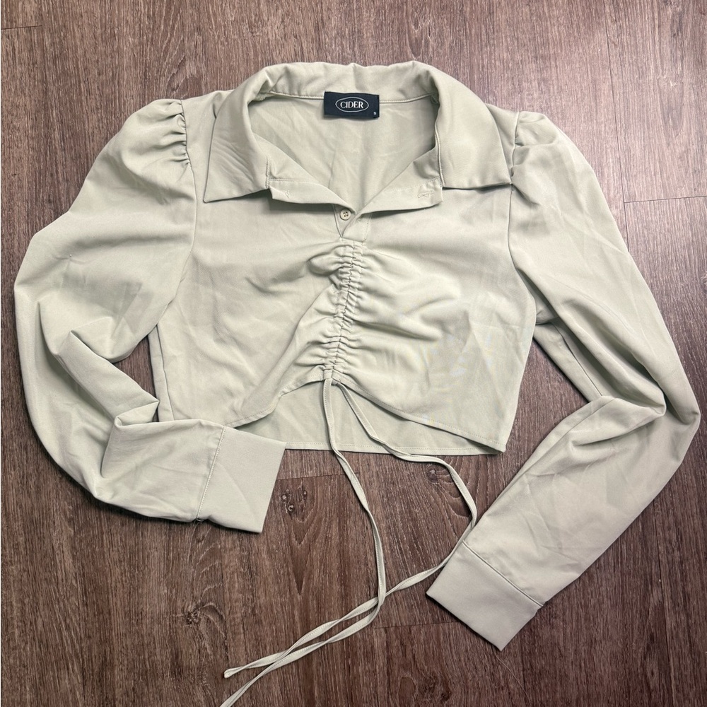 Cider Sage Green Ruched Front Crop Top Long Sleeve Collared Blouse Size S